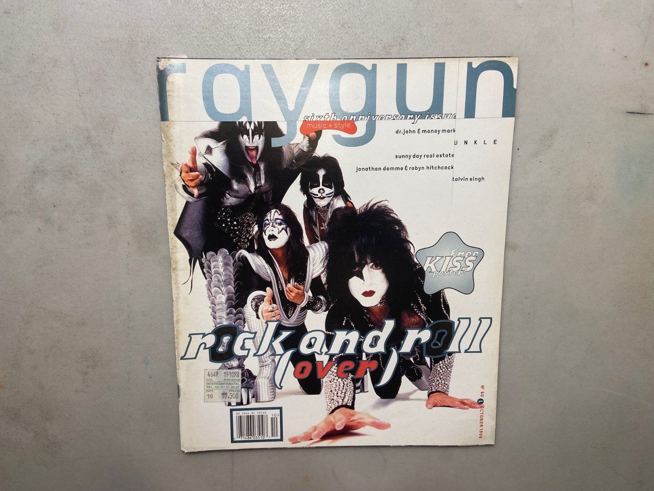 RAYGUN magazine. Oct. 1998 n.60 - sixth anniversary issue[Kiss, Unkle | Immagine principale