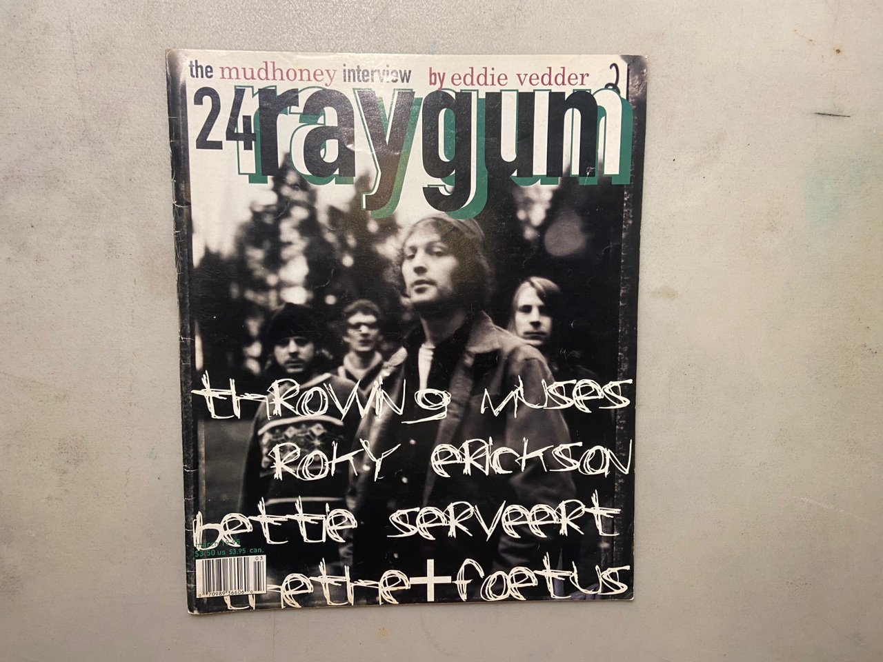 RAYGUN March 1995, N°24[Throwing Muses, Roky Erickson, Bettie Serveert | Immagine principale