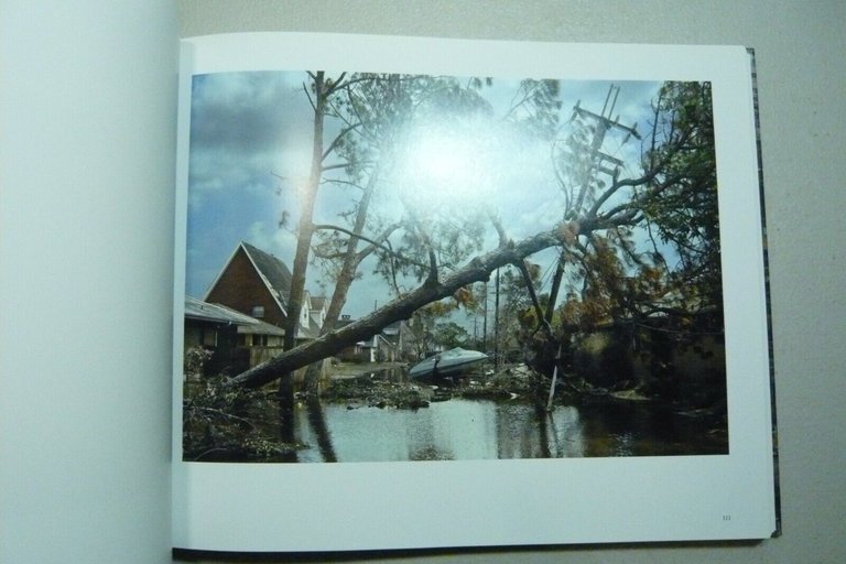 Robert Polidori, POINTS BETWEEN…UP TILL NOW, Steil Publishers, 2010, Göttingen