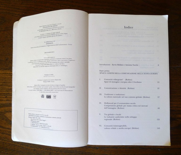 Robins/Torchi,GEOGRAFIA DEI MEDIA,1993 Baskerville[Globalismo,identità culturale