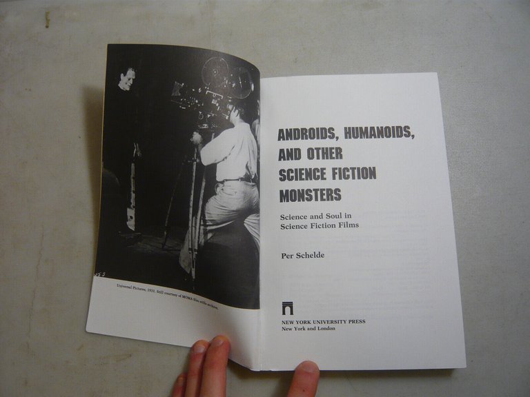 Schelde,ANDROIDS,HUMANOIDS, AND OTHER SCI-FI MONSTERS,New York,1993[inglese