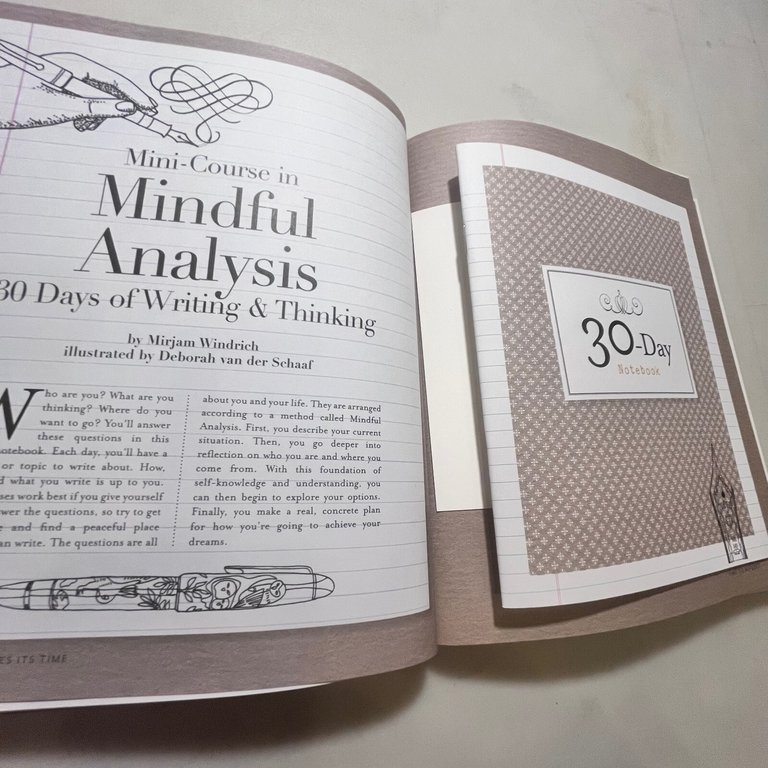 Smit,Hulst,BOOK THAT TAKES ITS TIME,Workman publishing 2017[mindfulness