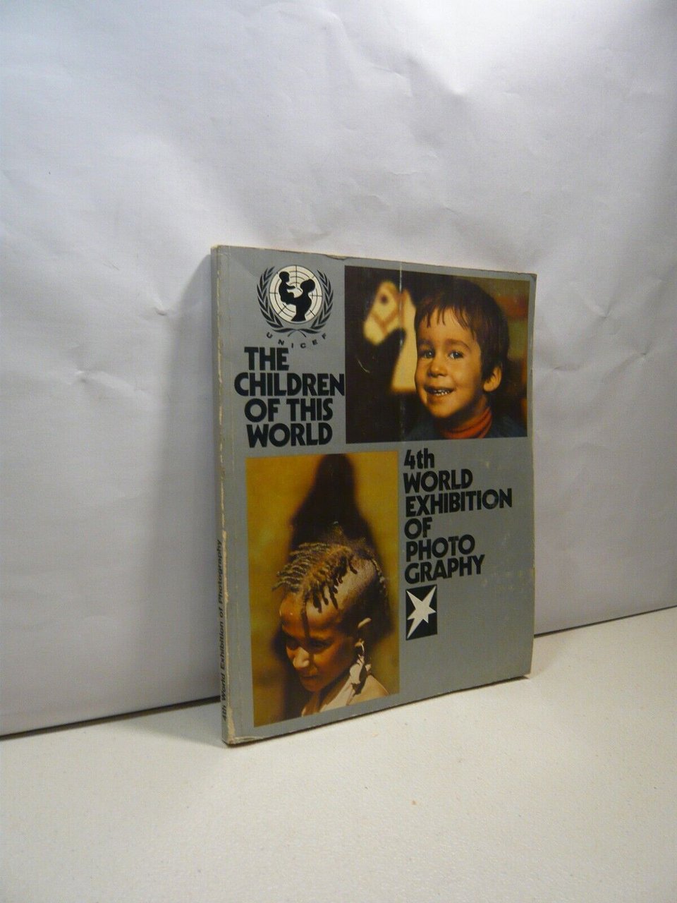 THE CHILDREN OF THIS WORLD, 1977[Unicef, catalogo fotografia