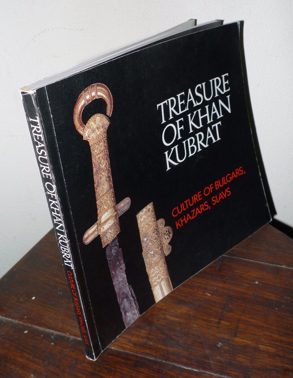 TREASURE OF KHAN CUBRAT.CULTURE OF BULGARS,KHAZARS,SLAVS,1989[storia,BULGARIA