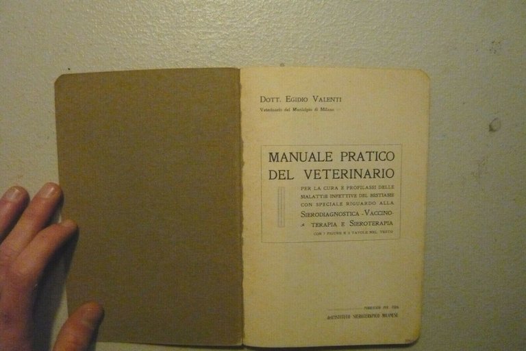 Valenti MANUALE PRATICO DEL VETERINARIO e PROMEMORIA TERAPEUTICO PER VETERINARIA