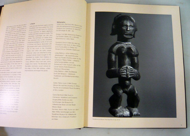 von Lintig/Dubois,CAMEROUN.Arts traditionnels,2006[arte africana