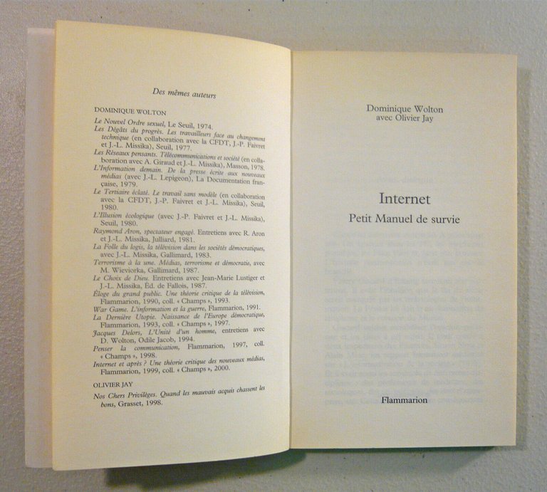 Wolton/Jay,INTERNET.Petit manuel de survie,2000 Flammarion[comunicazioni