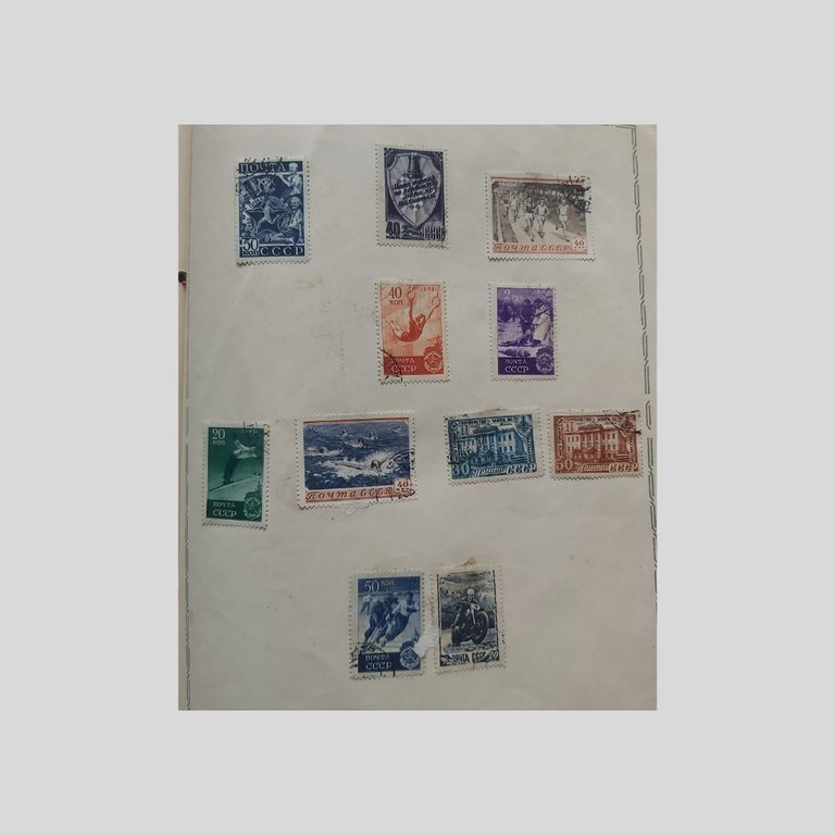 Album contenente 47 francobolli usati di argomento sportivo. | Immagine Gallery 6