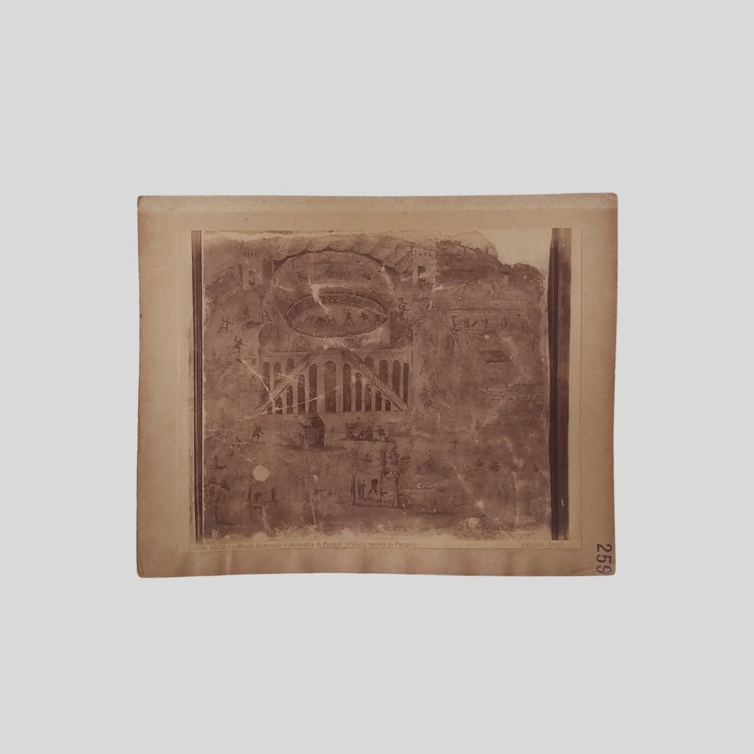 Anfiteatro di Pompei. Napoli Museo Nazionale. | Immagine principale