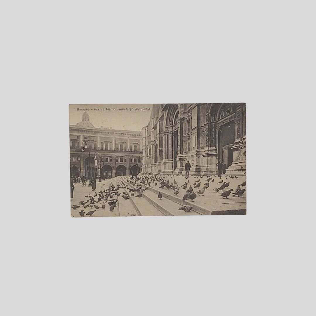 Bologna. San Petronio. Piazza Vittorio Emanuele.