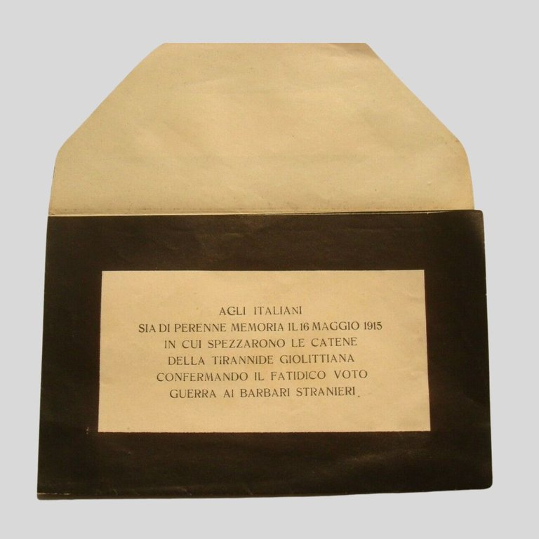 Busta funebre contro Giovanni Giolitti. Propaganda interventista.