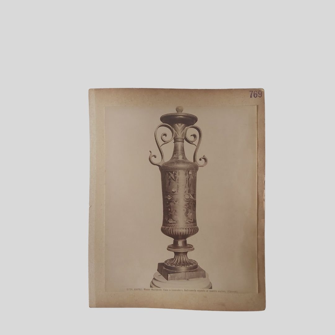 Canosa di Puglia. Napoli Museo Nazionale. Edizioni Brogi. | Immagine principale