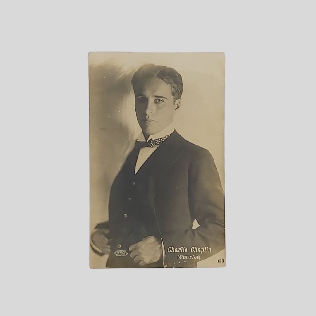 Charlie Chaplin (Charlot).