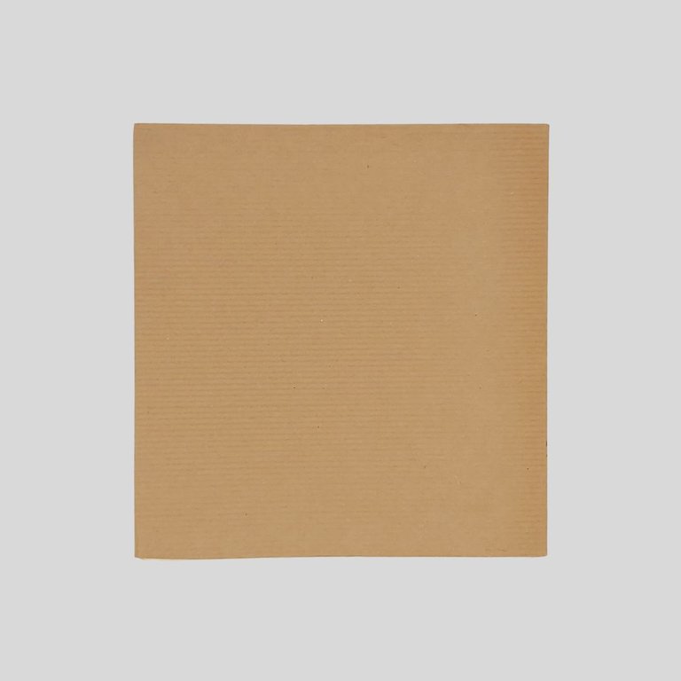 Favurite. Presentazione di Max Vairo.