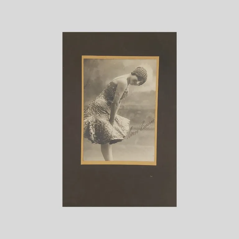 Fotografia con firma autografa 1911 ca.