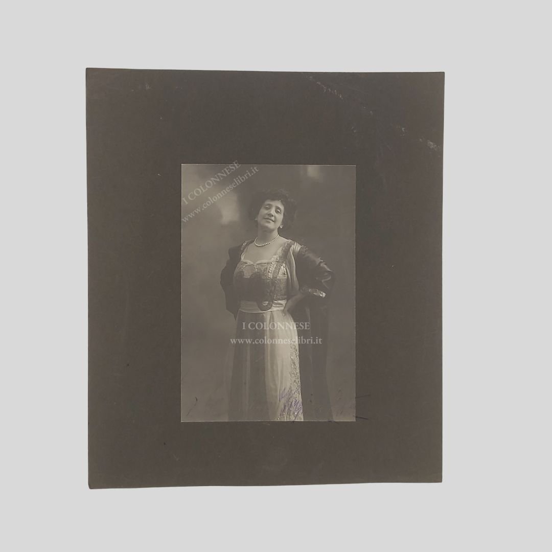 Fotografia con firma autografa e invio a Emanuele Vaccaro s.d. …