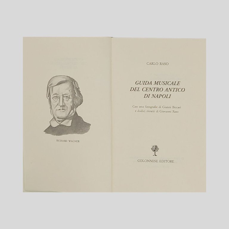 Guida musicale del centro antico di Napoli.