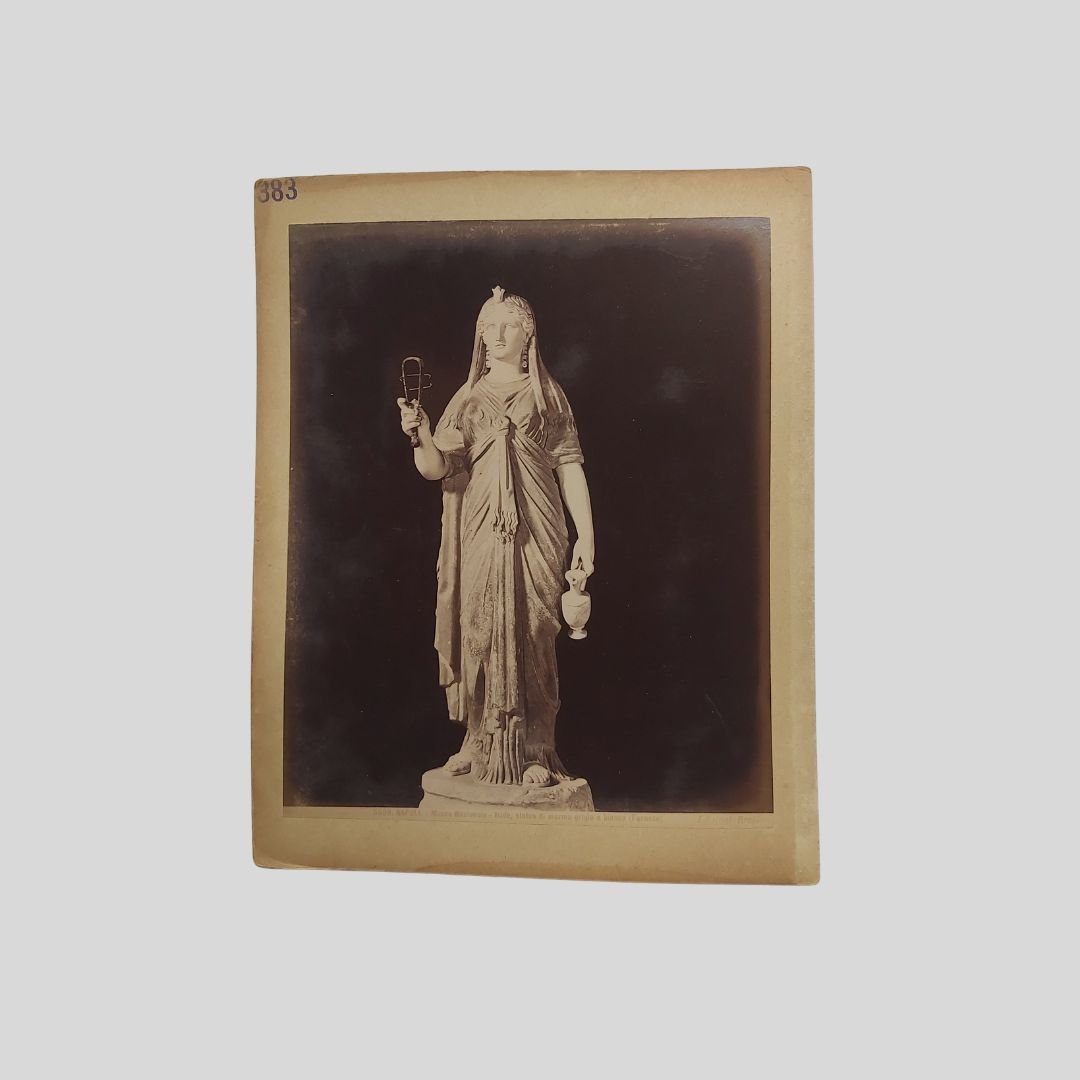 Iside. Edizioni Brogi. | Immagine principale