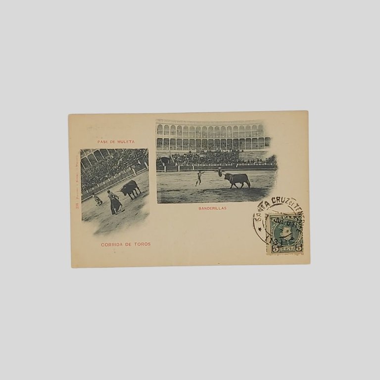 Madrid. Corrida de Toros. Pase de Muleta. Banderillas. | Immagine Gallery 1