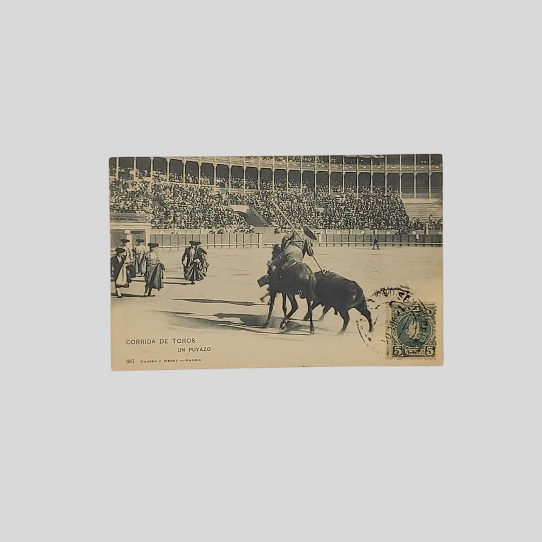 Madrid. Corrida de Toros. Un Puyazo.