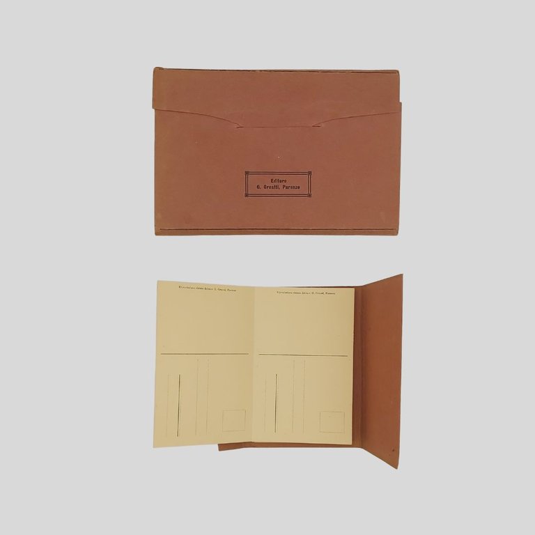 Parenzo. Libretto a fisarmonica (leporello) entro astuccio editoriale, contenente 15 …