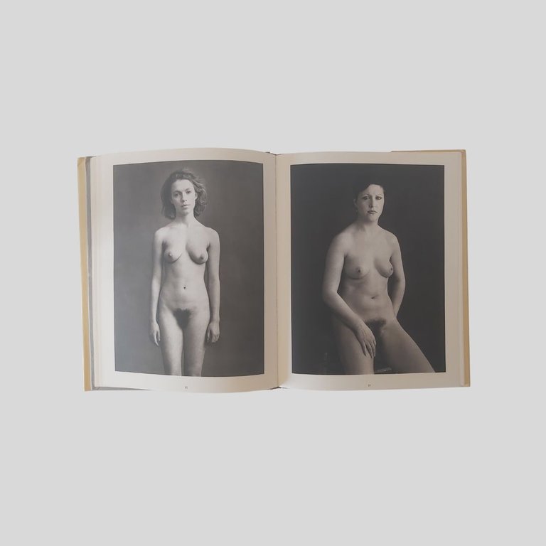 Portraits Nus. Texte de Gabriele Bauret. | Immagine Gallery 6