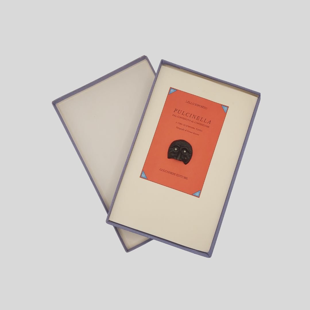 Pulcinella. Dal Contenuto al Contenitore. A cura di Stefania Tondo. | Immagine principale