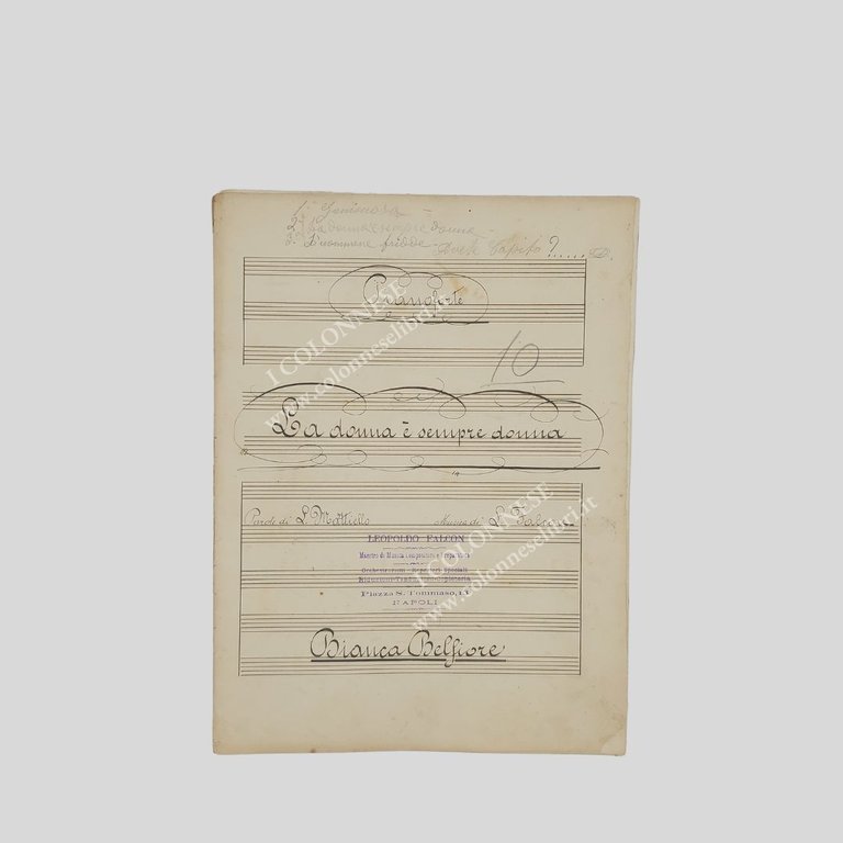 Ritratto fotografico con firma autografa a inchiostro marrone. Raro e …