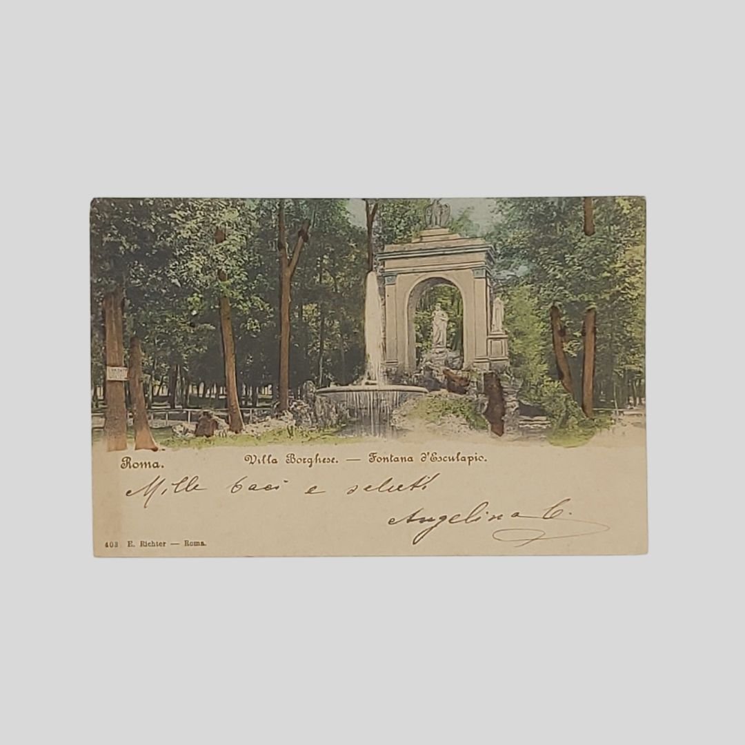 Roma. Villa Borghese. Fontana d’Esculapio.