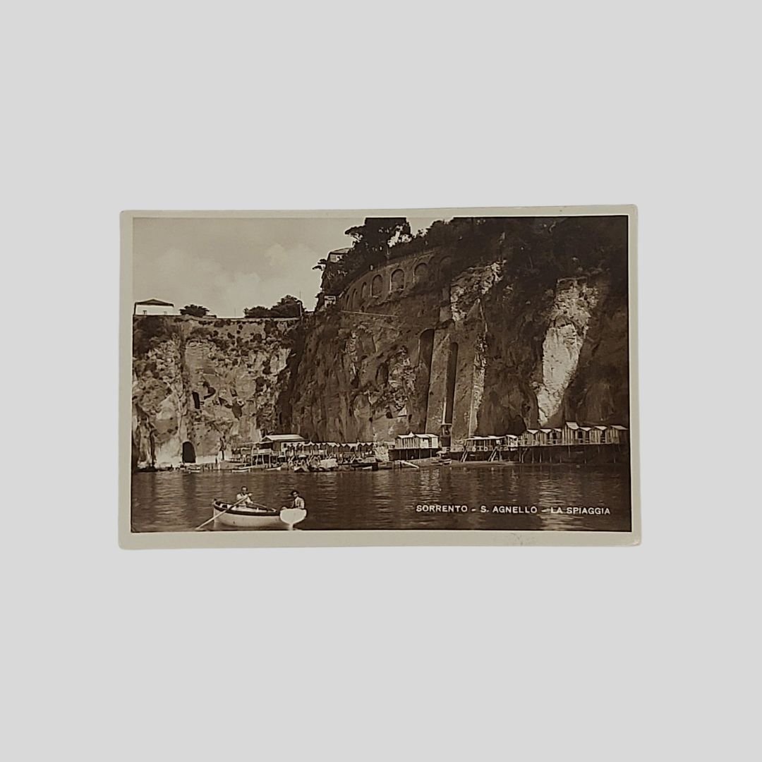 Sorrento. S. Agnello. La spiaggia.