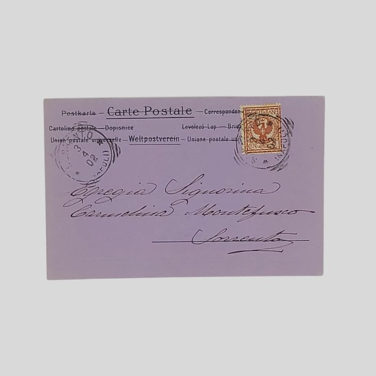 Testa bizantina. Art Nouveau. Donna castana alla maniera di Mucha.