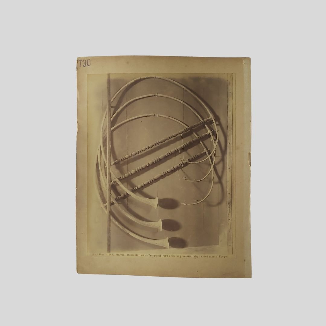 Trombe. Napoli Museo Nazionale. Edizioni Brogi. | Immagine principale