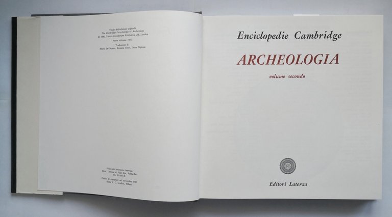ARCHEOLOGIA Enciclopedie Cambridge 2 volumi 1981 Laterza Libro cofanetto
