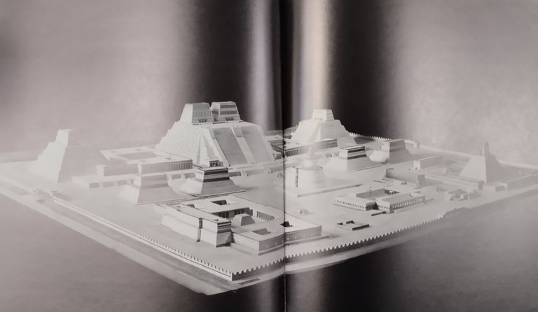 ARCHITETTURA MESOAMERICANA di P Gendrop D Heyden 1973 Electa Libro …