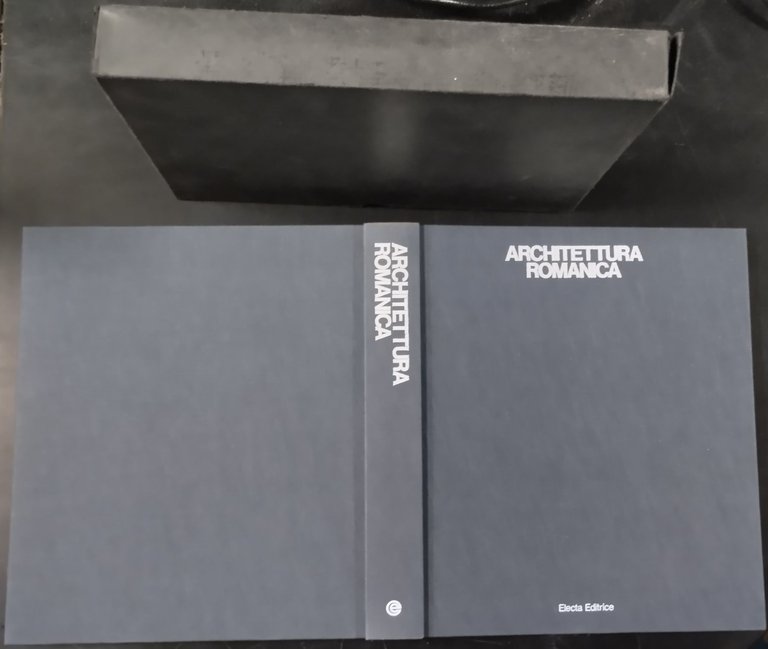 ARCHITETTURA ROMANICA di Hans Erich Kubach 1972 Electa Libro sulla