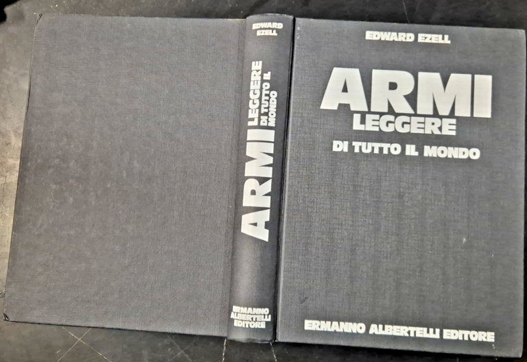 ARMI LEGGERE DI TUTTO IL MONDO di Edward Ezell 1988 …