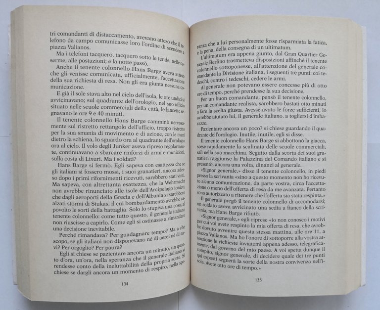 BANDIERA BIANCA A CEFALONIA di Marcello Venturi 2001 Mondadori Libro …