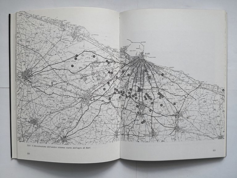 BARI EXTRA MOENIA insediamenti rupestri e ipogei quaderno 2 1985 …