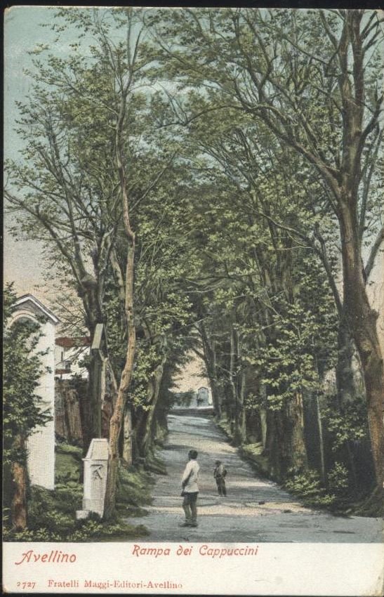 cartolina Avellino Rampa Dei Cappuccini anni 20 non viaggiata animata …