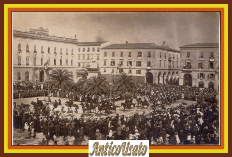 Cartolina SASSARI Cavalcata Sarda Piazza D'Italia 1929 Non Viaggiata Vintage | Immagine Gallery 1