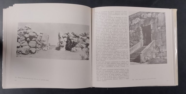 CASTELLI TORRI ED OPERE FORTIFICATE DI PUGLIA a cura R …