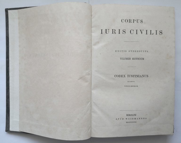 CORPUS IURIS CIVILIS di Paulus Krueger 2 volumi 1877 Weidmannos …