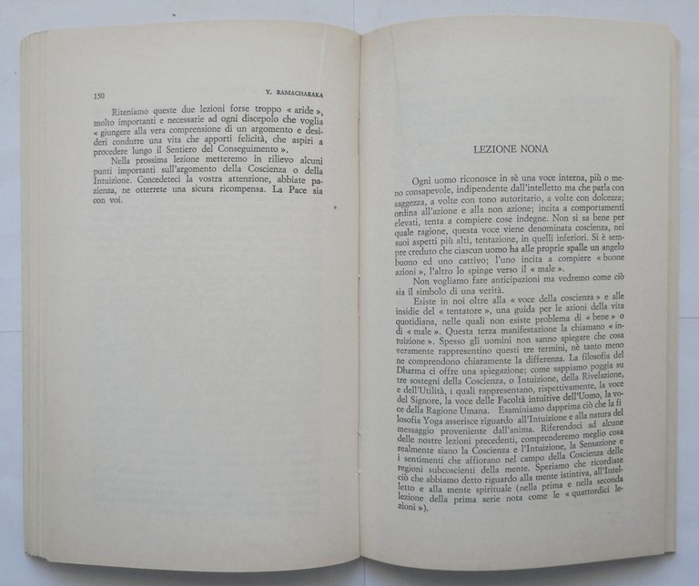 CORSO SUPERIORE DI FILOSOFIA YOGA Yogi Ramacharaka 1970 del quadrifoglio …