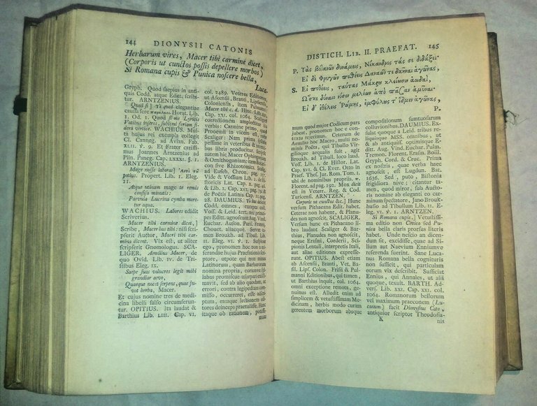 DIONYSII CATONIS DISTICHA DE MORIBUS AD FILIUM 1754 officina Schouteniana …