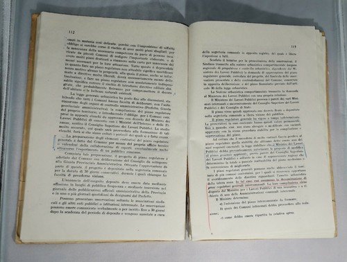 ELEMENTI DI MATERIE GIURIDICHE APPLICATE ALL'URBANISTICA di Virgilio Testa 1946