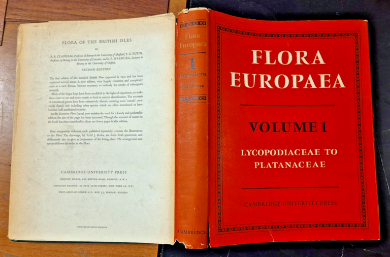 FLORA EUROPEA Volume 1 LYCOPODIACEAE PLATANACEAE 1964 Cambridge universi Libro
