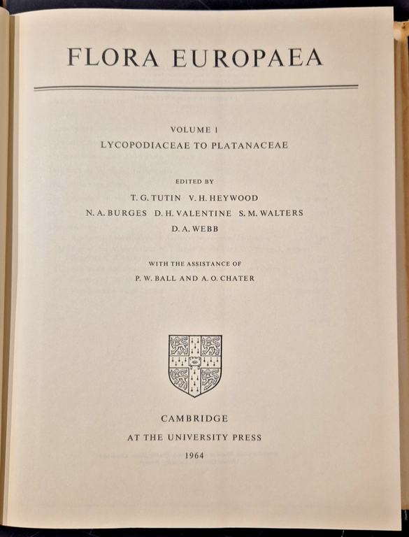 FLORA EUROPEA Volume 1 LYCOPODIACEAE PLATANACEAE 1964 Cambridge universi Libro