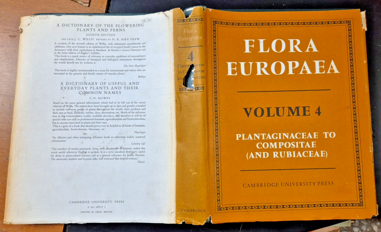 FLORA EUROPEA Volume 4 PLATNAGINACEAE COMPOSITAE 1976 Cambridge University Libro