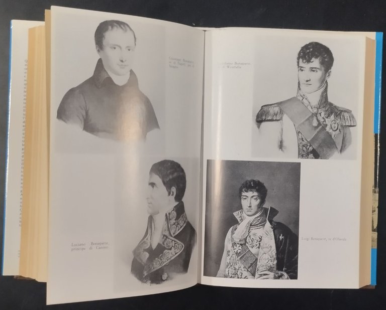 I BONAPARTE STORIA DI UNA FAMIGLIA David Stacton 1985 Mursia …