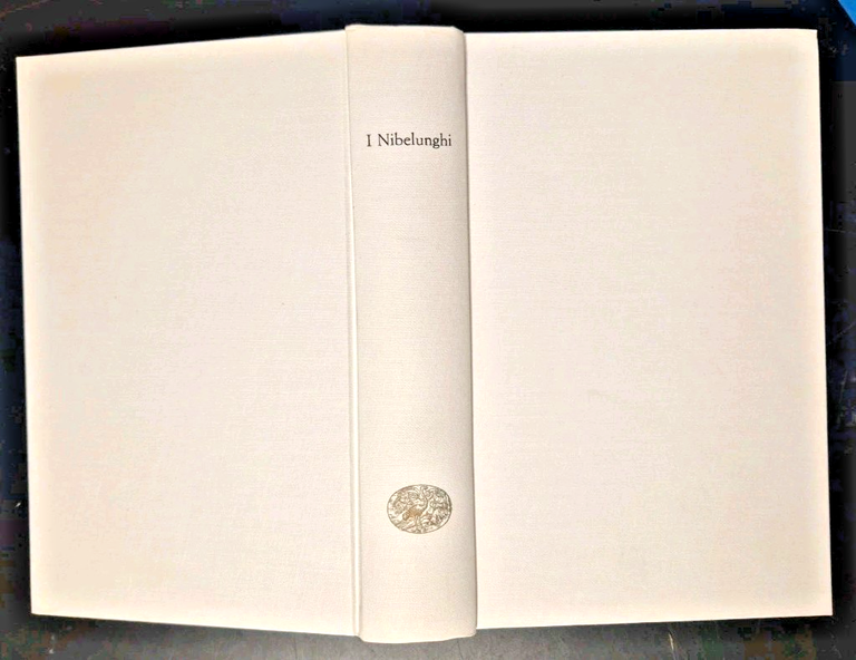 I NIBELUNGHI a cura di Laura Mancinelli 1972 Einaudi I …